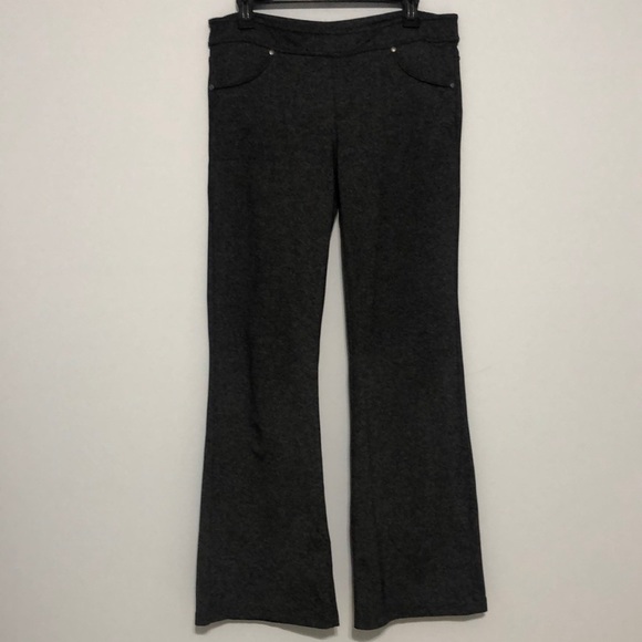 Athleta Pants - Athleta Heather Grey Classic Boot Cut Leggings Athleisure with Pockets Size M